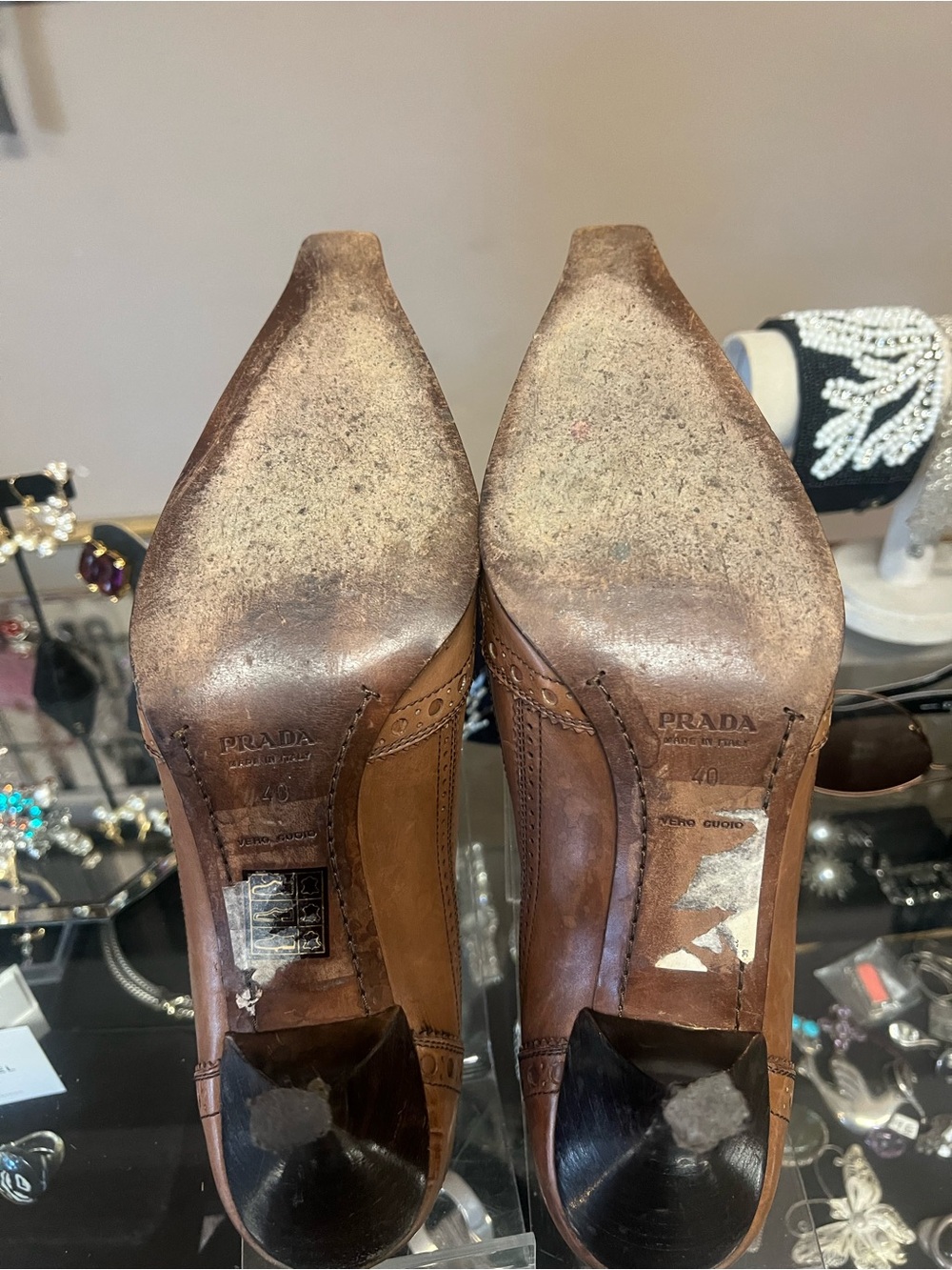 Prada Tan Leather Pointed Toe Pumps with Bow Detail - Picture 3 of 3